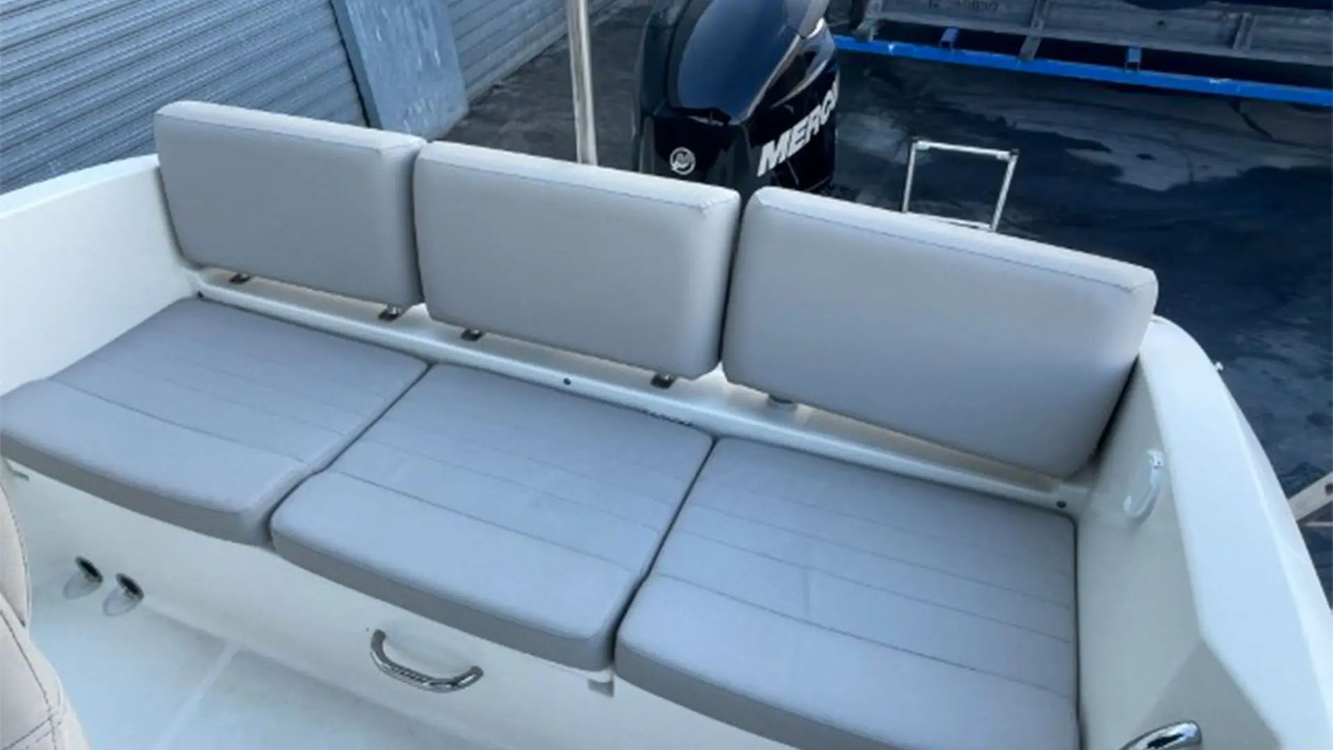 Barco de segunda mano Quicksilver Activ 675 Sundeck - Asientos popa