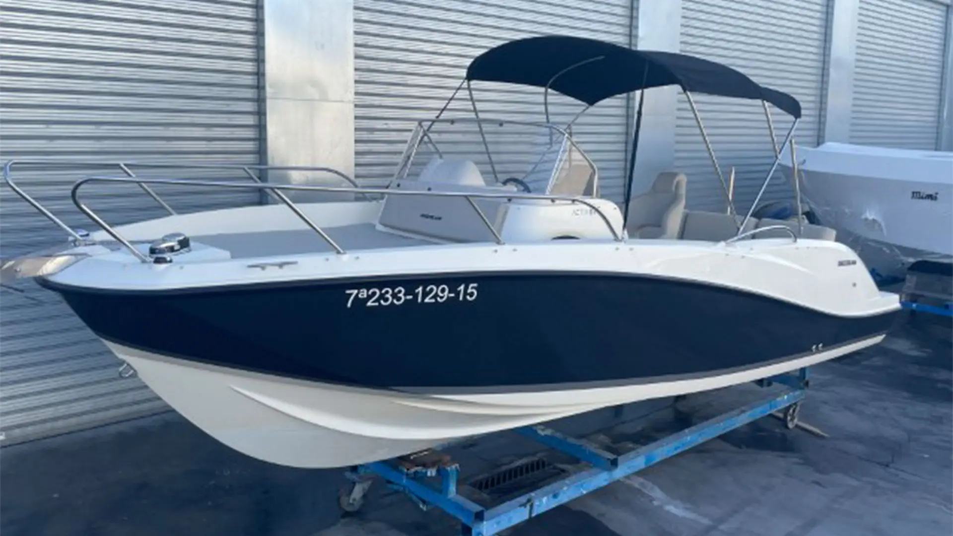 Barco de segunda mano Quicksilver Activ 675 Sundeck - En tienda