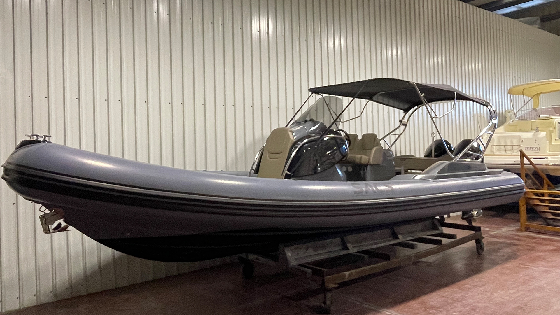 Barco de segunda mano Sacs Strider 900 - En stock