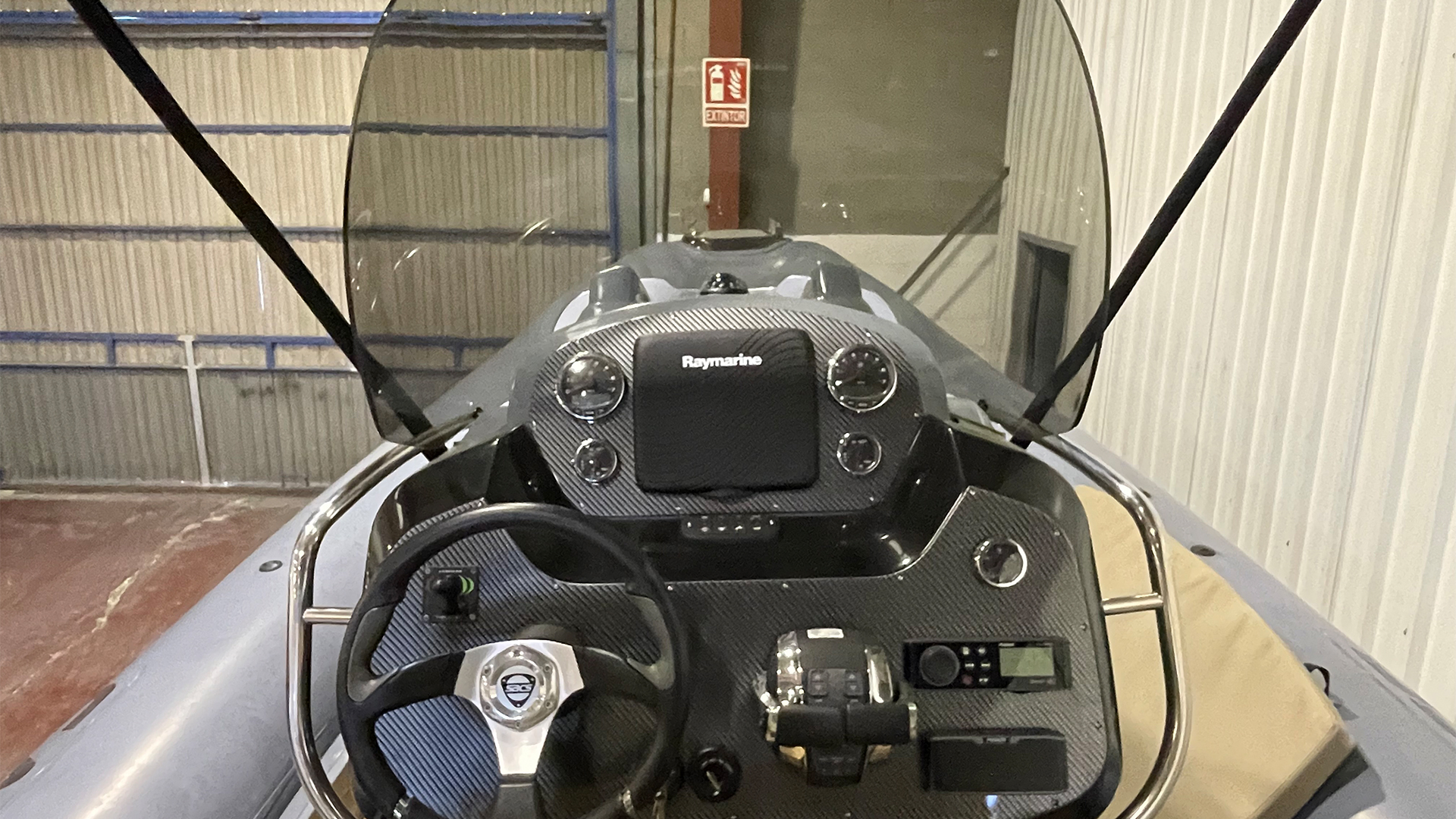 Barco de segunda mano Sacs Strider 900 - Vista consola
