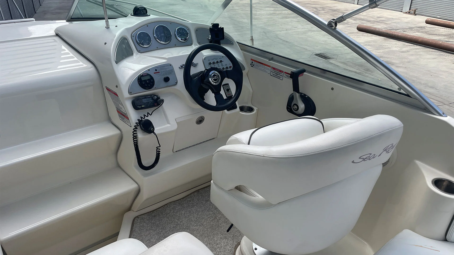 barco-de-segunda-mano-sea-ray-255-sundancer-zona-patron