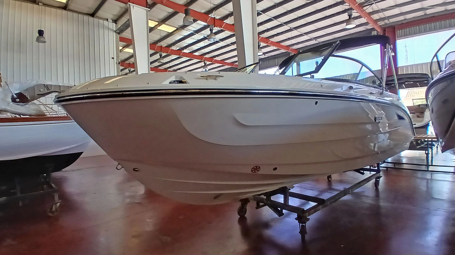 barco-de-segunda-mano-sea-ray-sdx-250-ob-casco