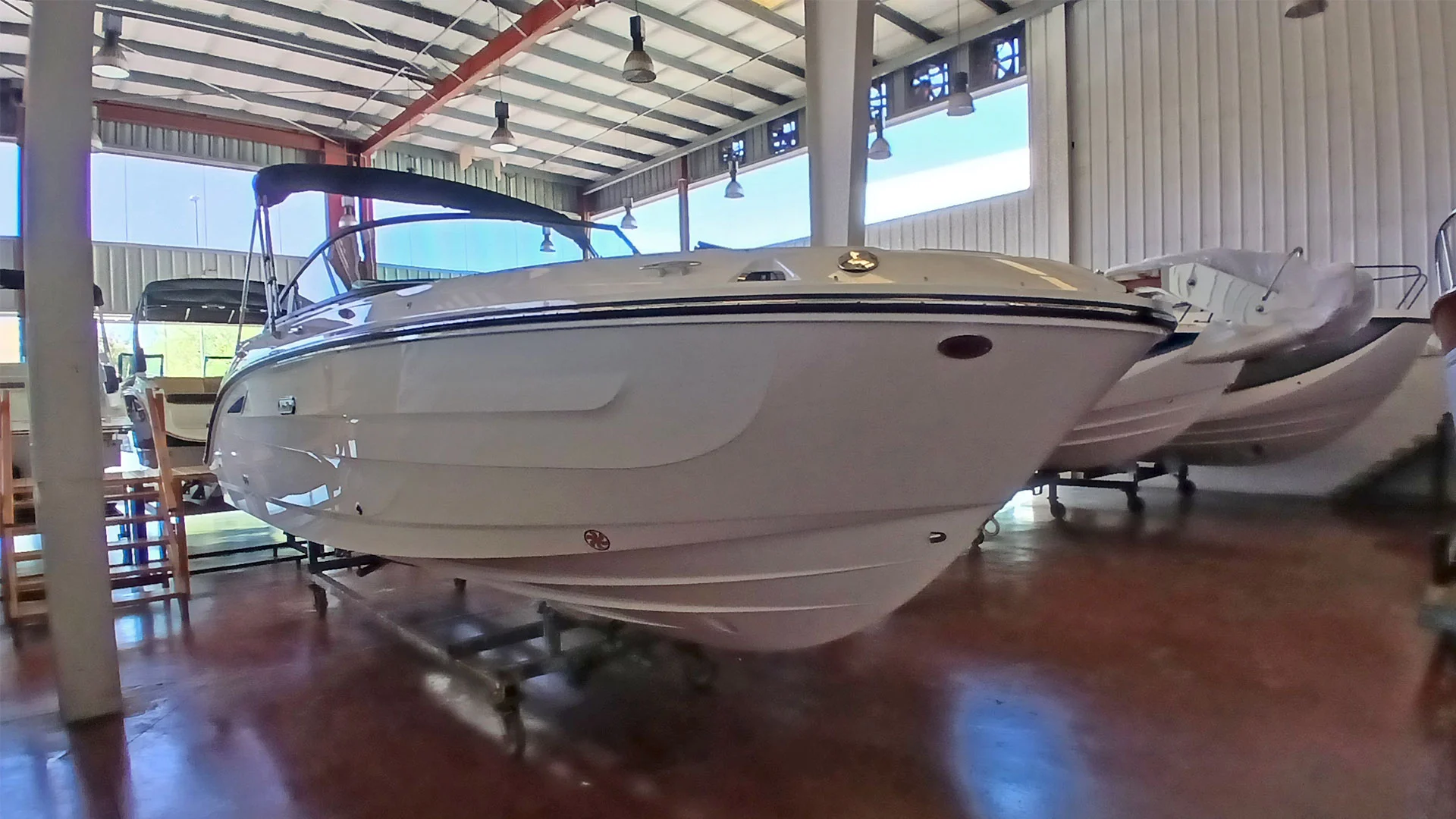 barco-de-segunda-mano-sea-ray-sdx-250-ob-vista-casco
