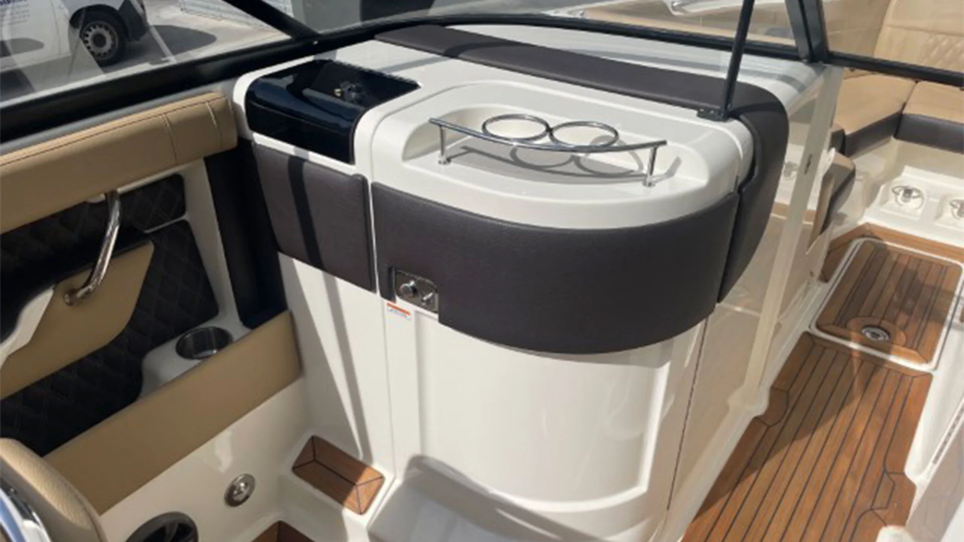 barco-de-segunda-mano-sea-ray-slx-250-copiloto