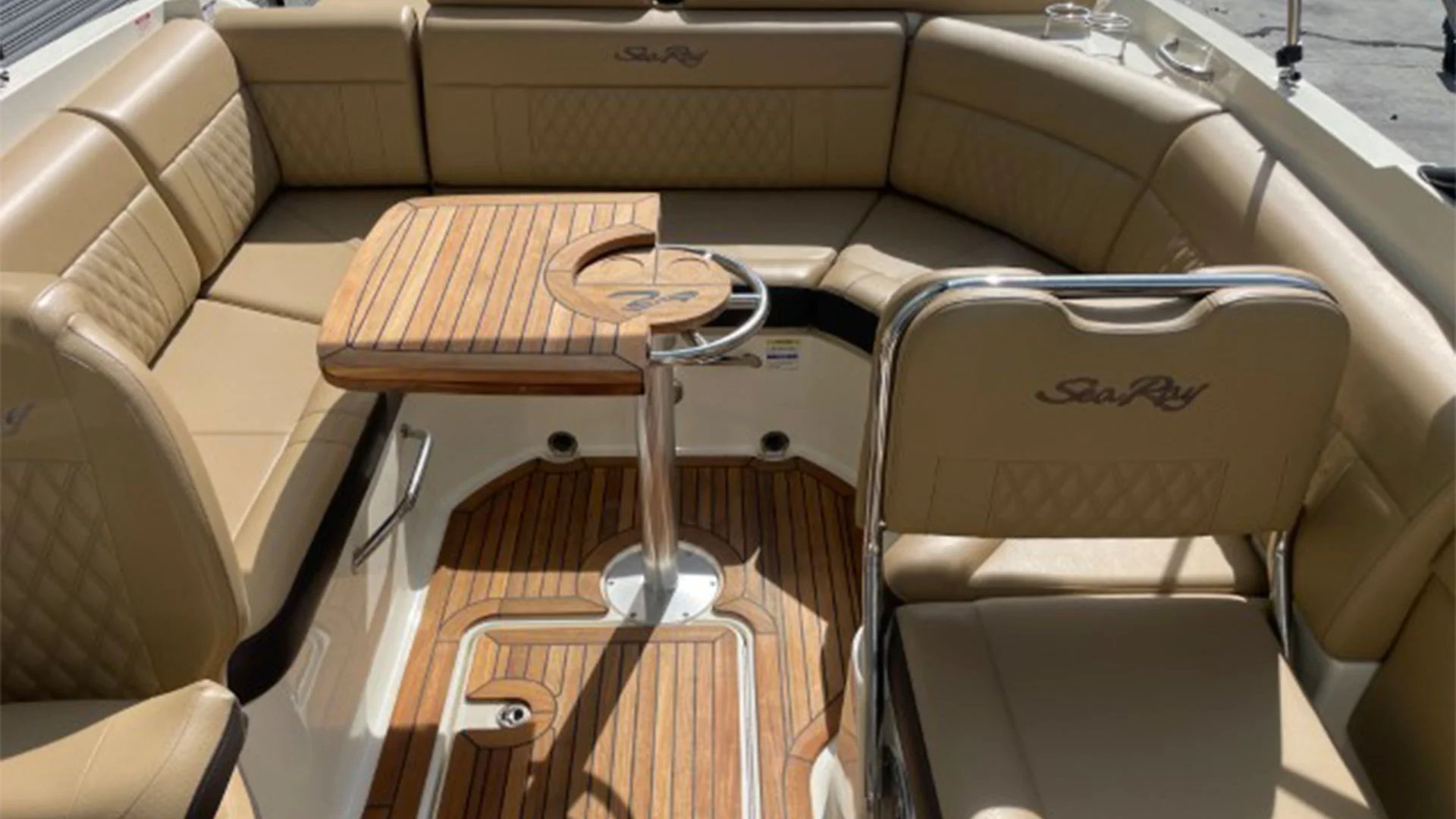 barco-de-segunda-mano-sea-ray-slx-250-zona-picnic