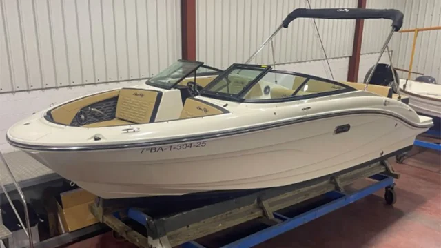 Barcos de segunda mano Sea Ray SPX 210 OB - En stock