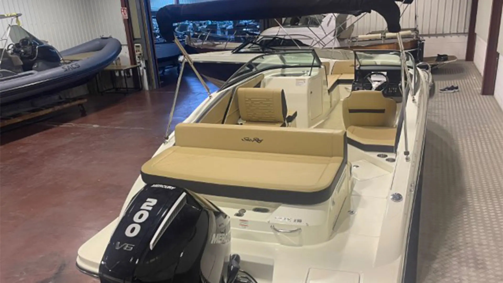 Barcos de segunda mano Sea Ray SPX 210 OB - Entrega inmediata