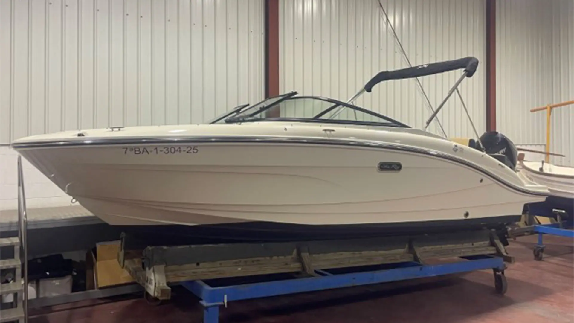 Barcos de segunda mano Sea Ray SPX 210 OB - Imagen central