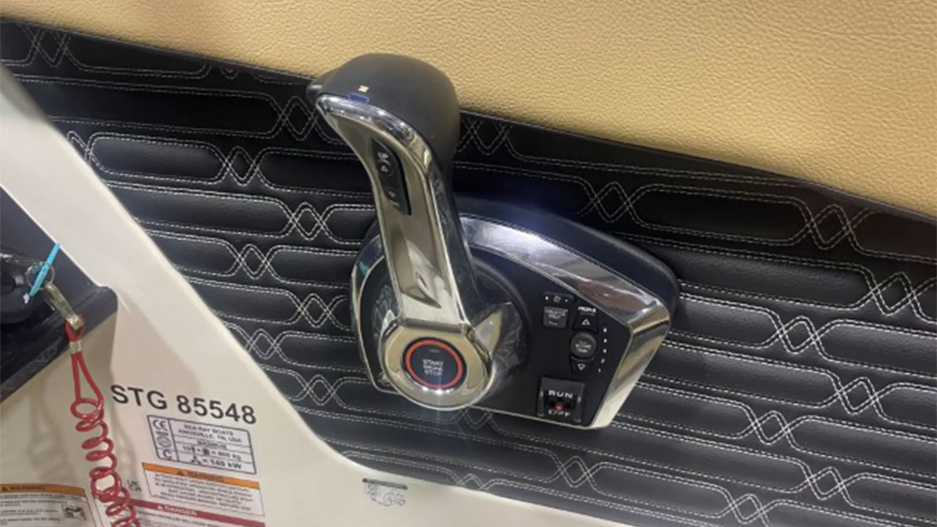 Barcos de segunda mano Sea Ray SPX 210 OB - Marchas