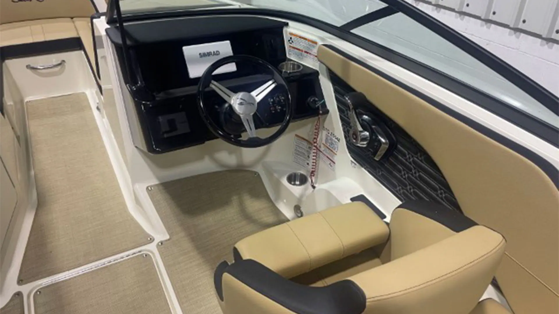 Barcos de segunda mano Sea Ray SPX 210 OB - Zona patrón