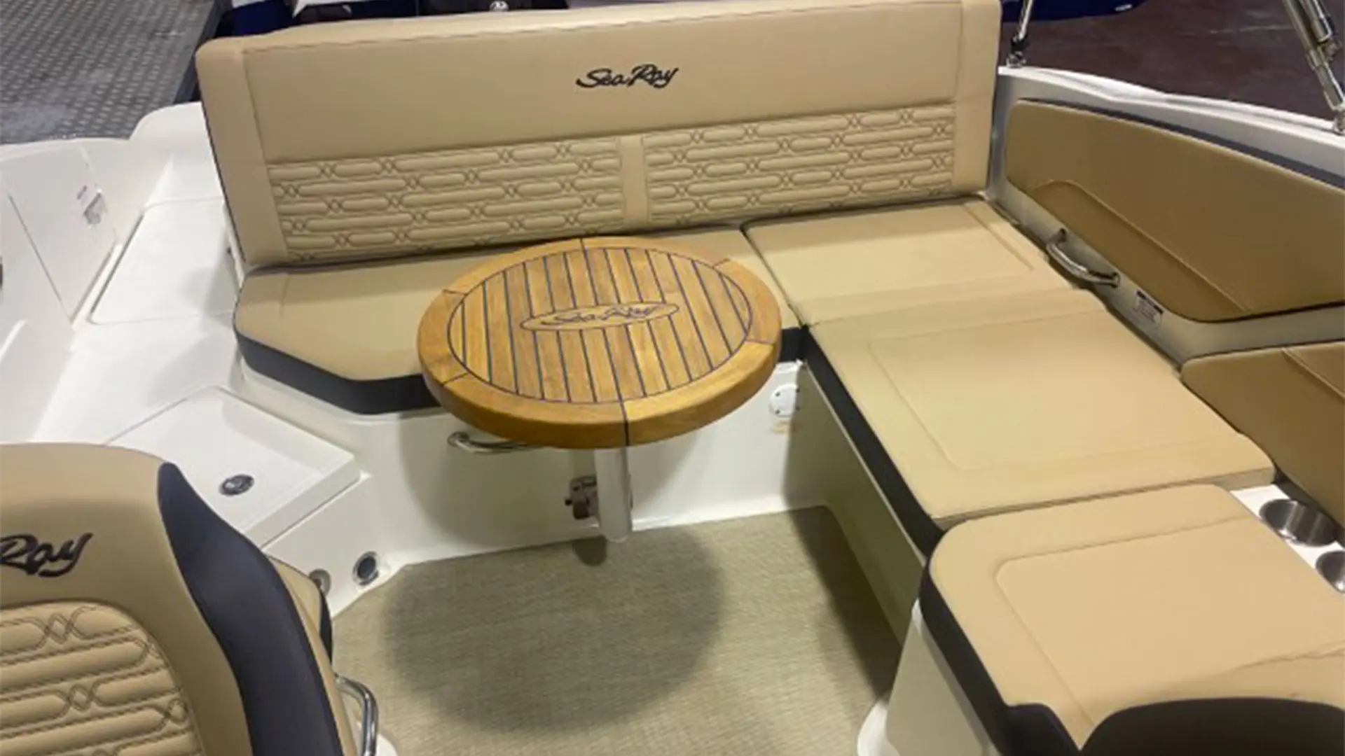 Barcos de segunda mano Sea Ray SPX 210 OB - Picnic