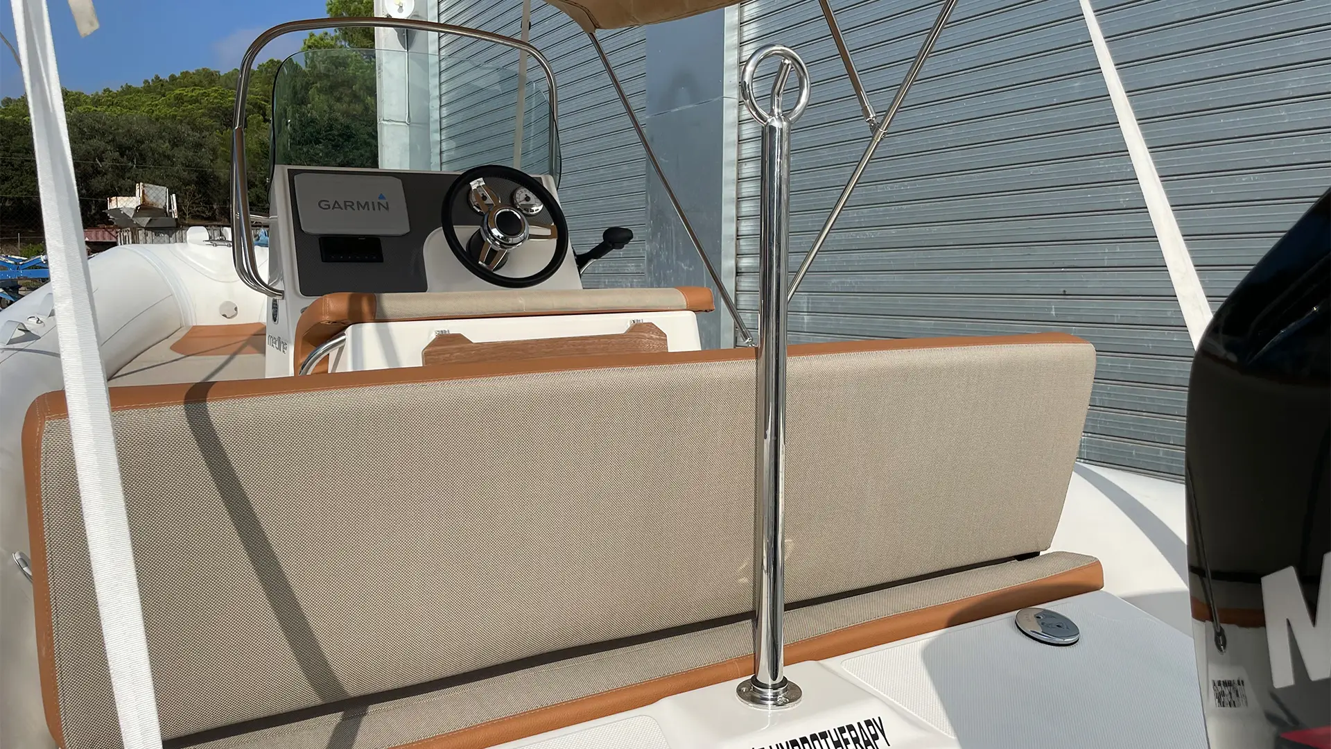 Barco de segunda mano Zodiac Medline 580 Neo - Bañera