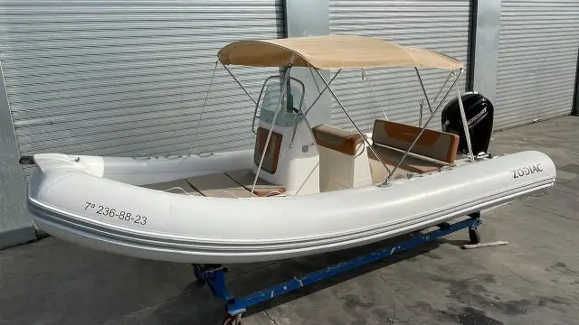 Barco de segunda mano Zodiac Medline 580 Neo - Imagen principal