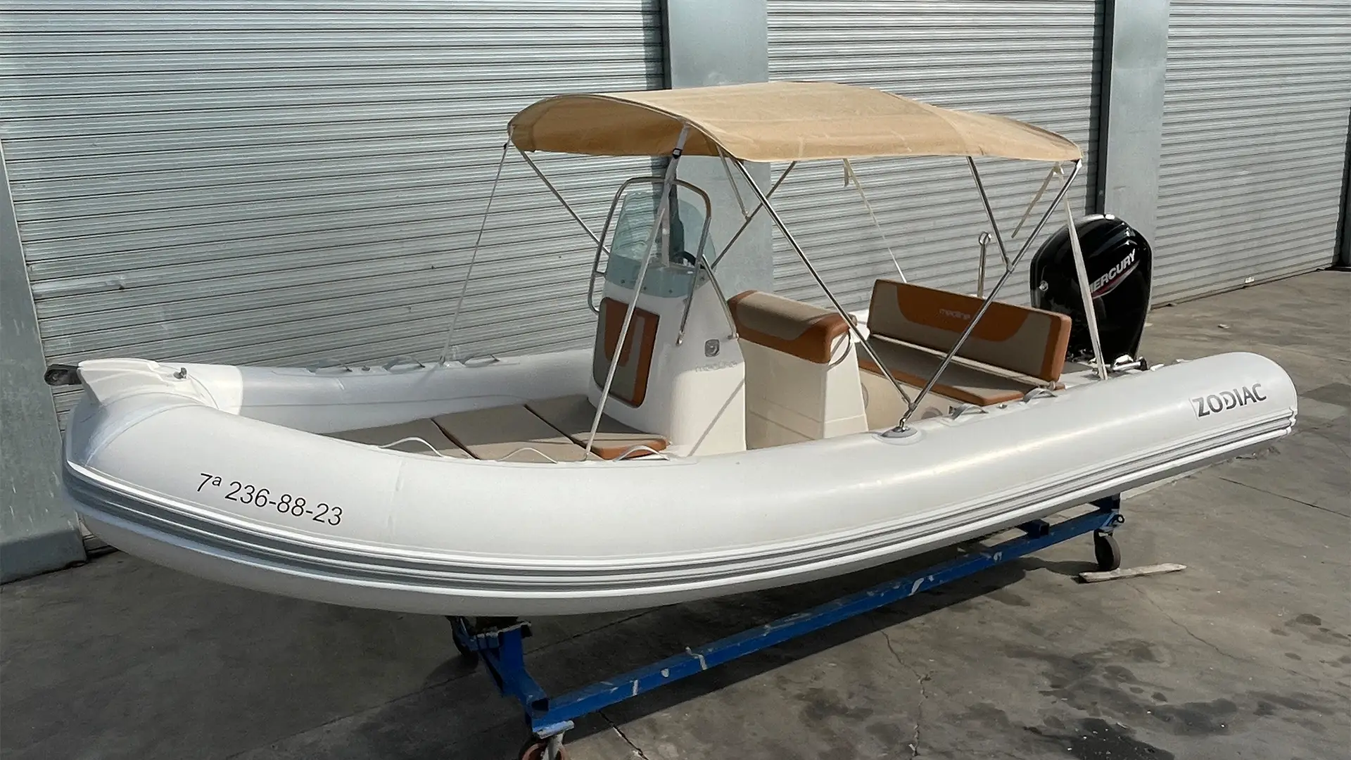 Barco de segunda mano Zodiac Medline 580 Neo - Imagen principal