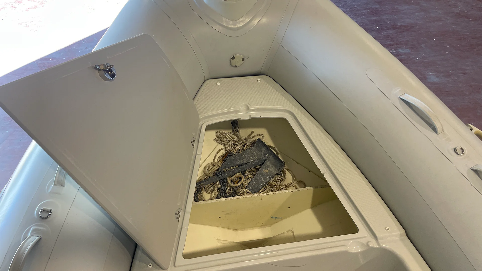 barco-de-segunda-mano-zodiac-medline-580-neo-tambucho
