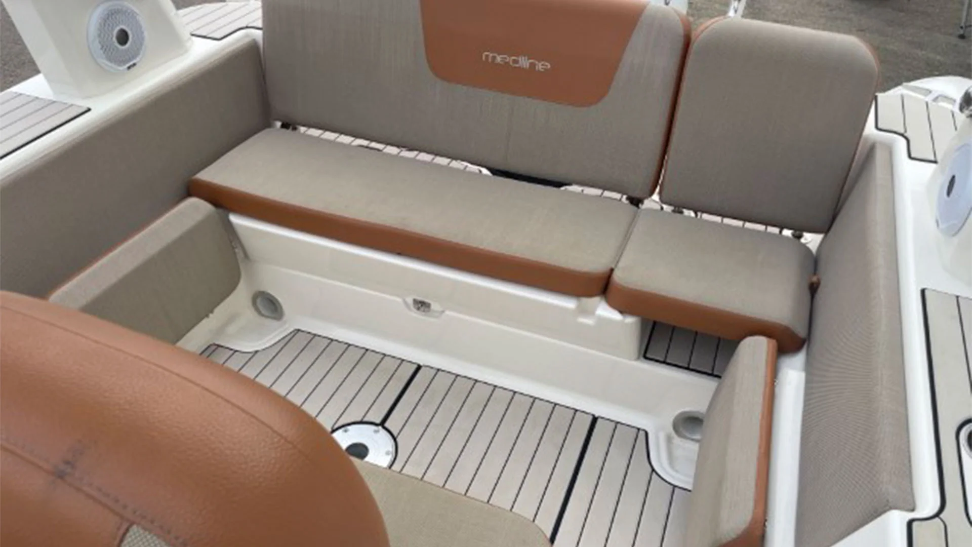 barco-de-segunda-mano-zodiac-medline-7-5-neopreno-asientos-popa