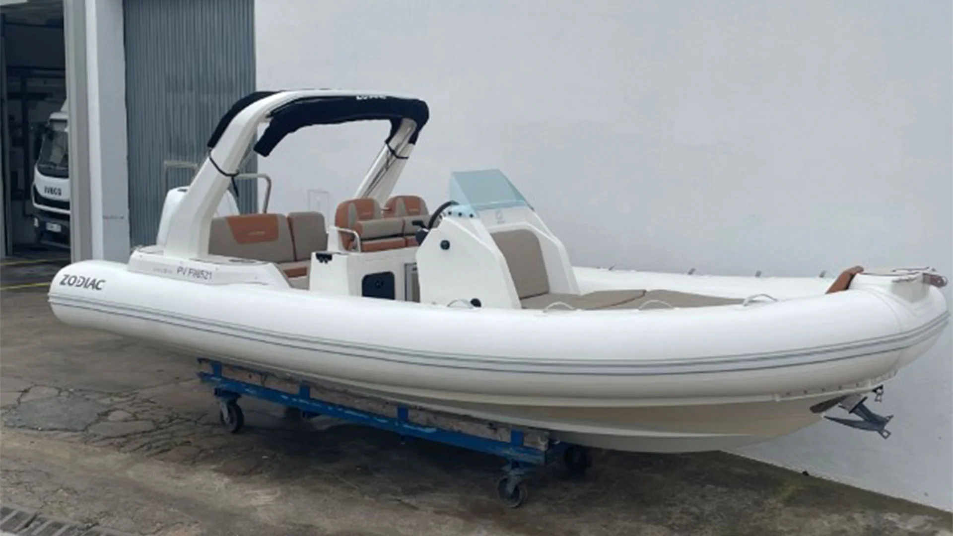 barco-de-segunda-mano-zodiac-medline-7-5-neopreno-en-tienda