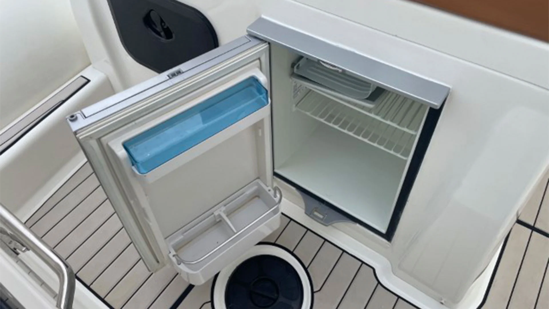 barco-de-segunda-mano-zodiac-medline-7-5-neopreno-nevera