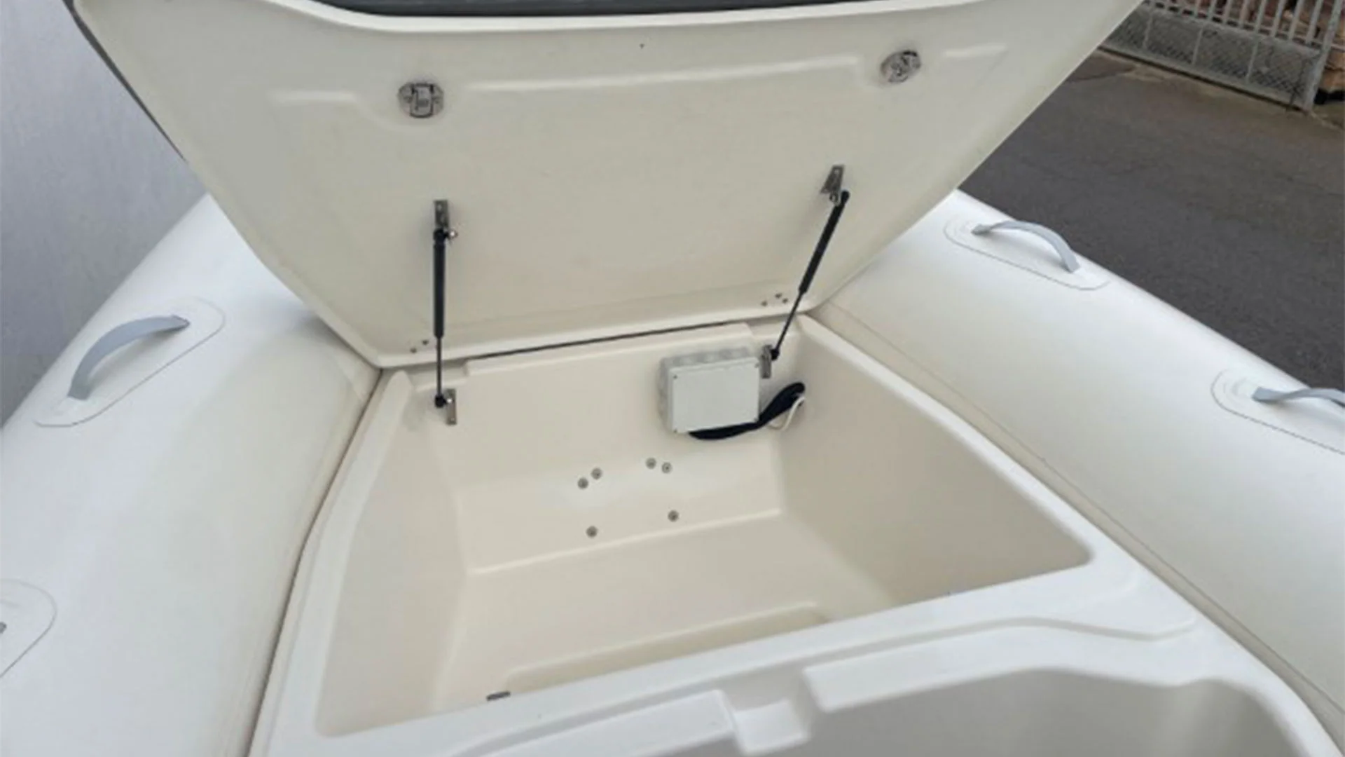 barco-de-segunda-mano-zodiac-medline-7-5-neopreno-tambucho