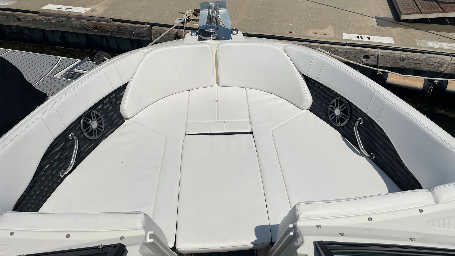 Barco demo Sea Ray SDX 230 OB - Solárium