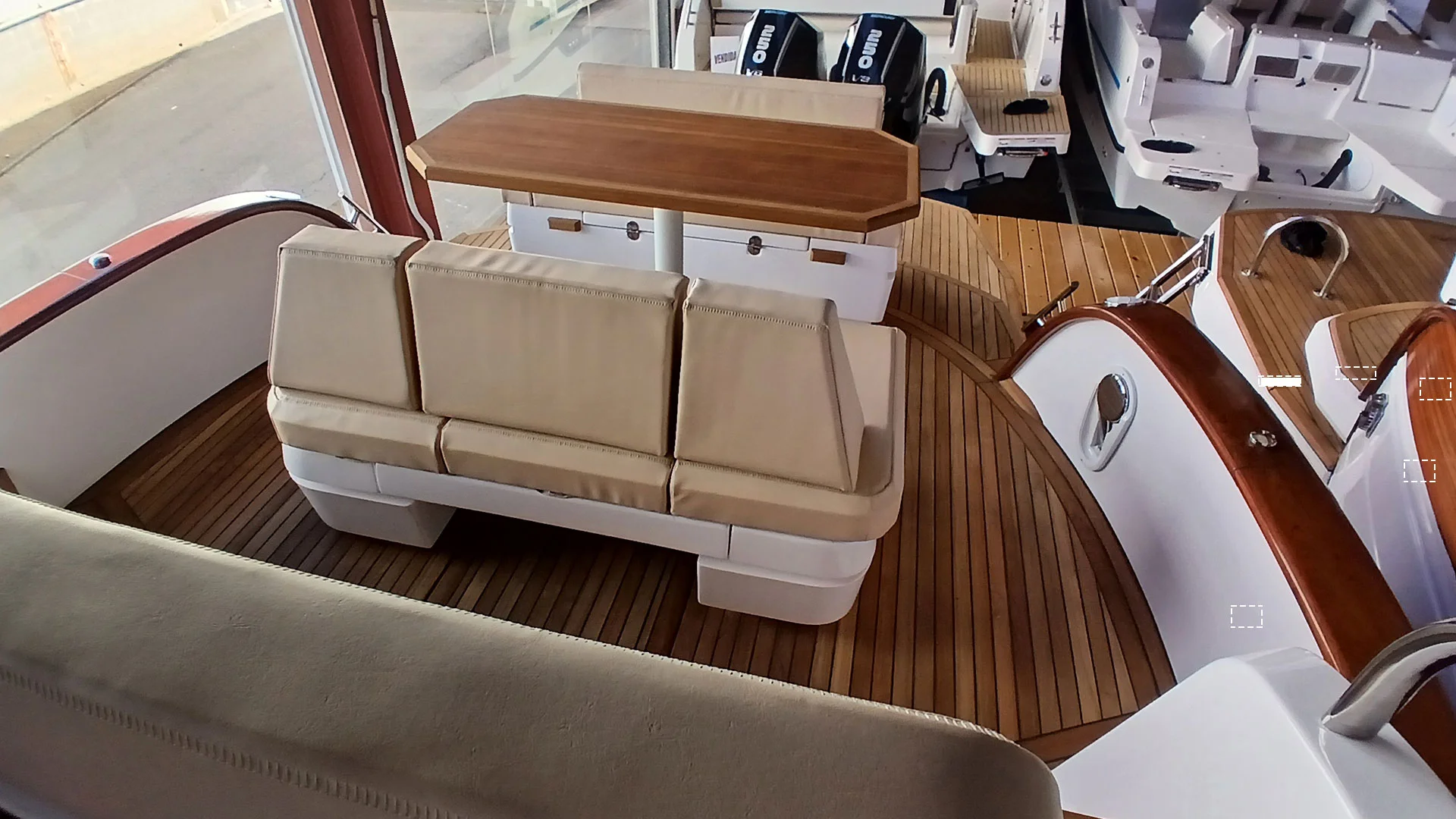 barco-en-stock-cantieri-mimi-libeccio-9-5-cabin-picnic