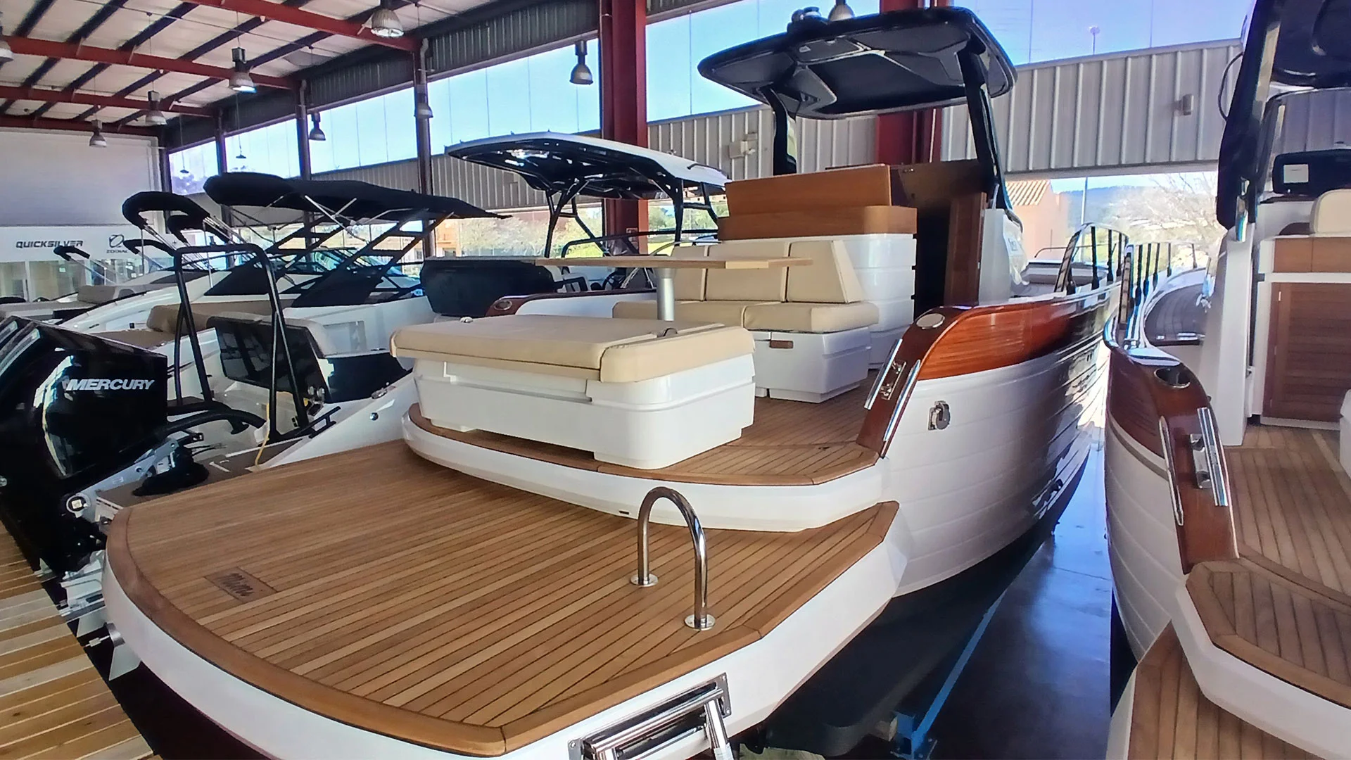 barco-en-stock-cantieri-mimi-libeccio-9-5-wa-desde-popa