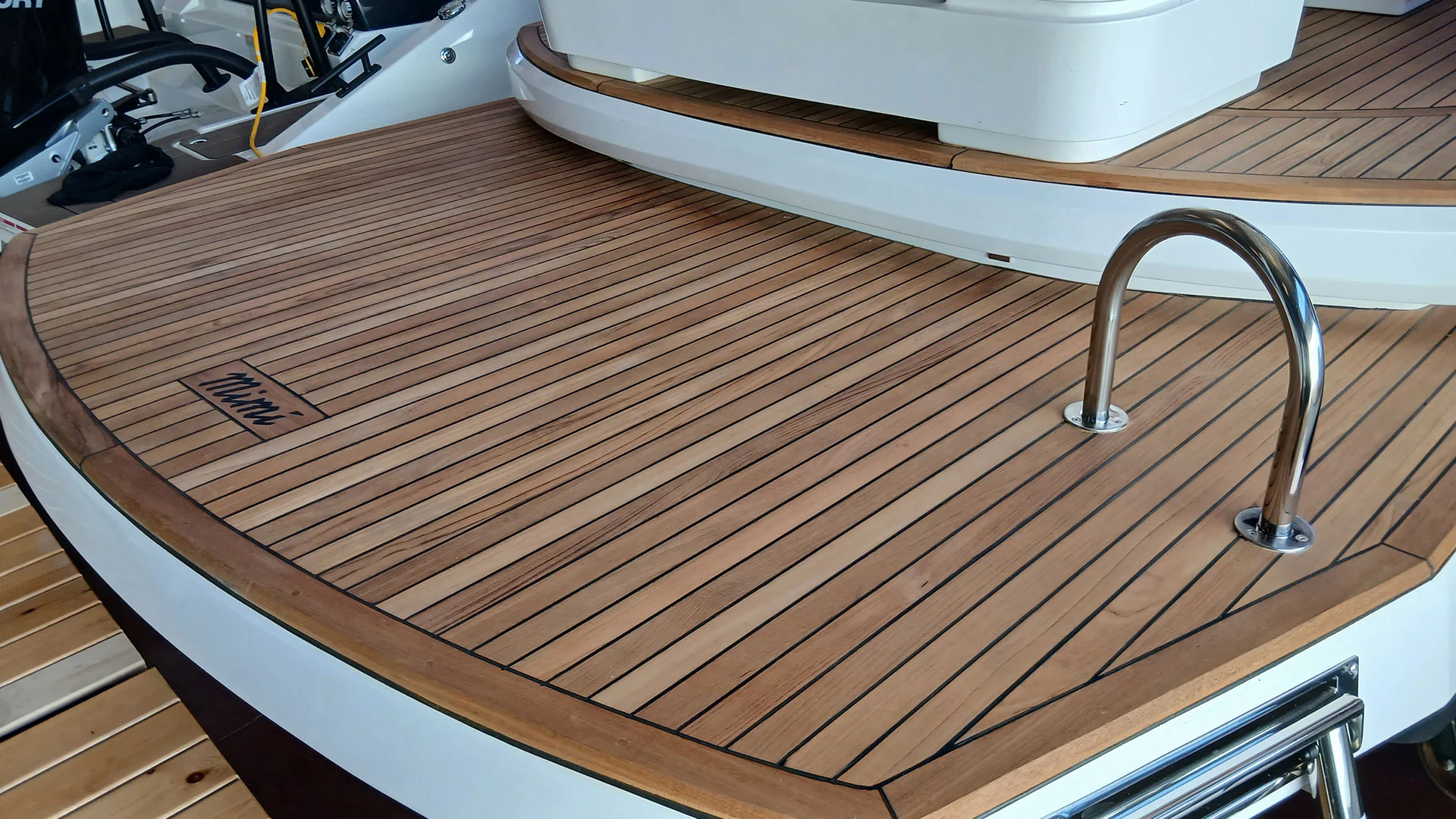 barco-en-stock-cantieri-mimi-libeccio-9-5-wa-plataforma-de-baño