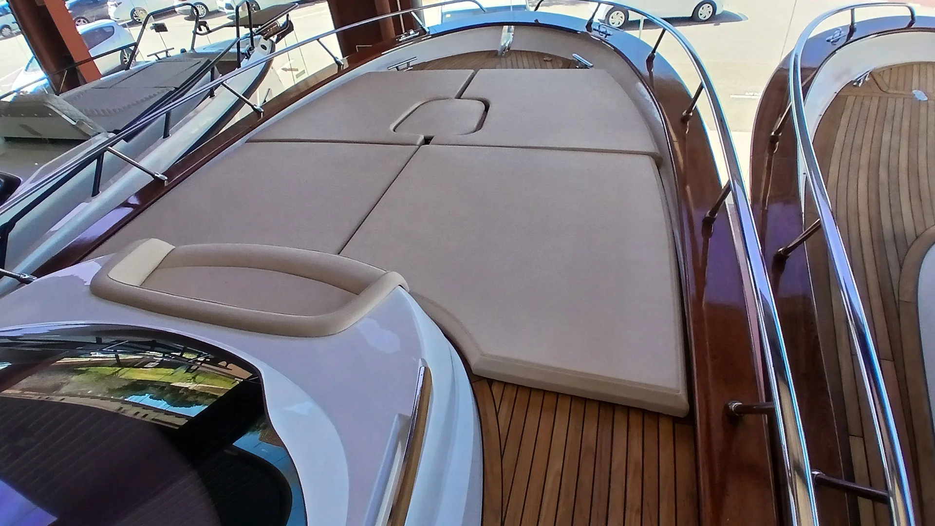 barco-en-stock-cantieri-mimi-libeccio-9-5-wa-vista-solarium