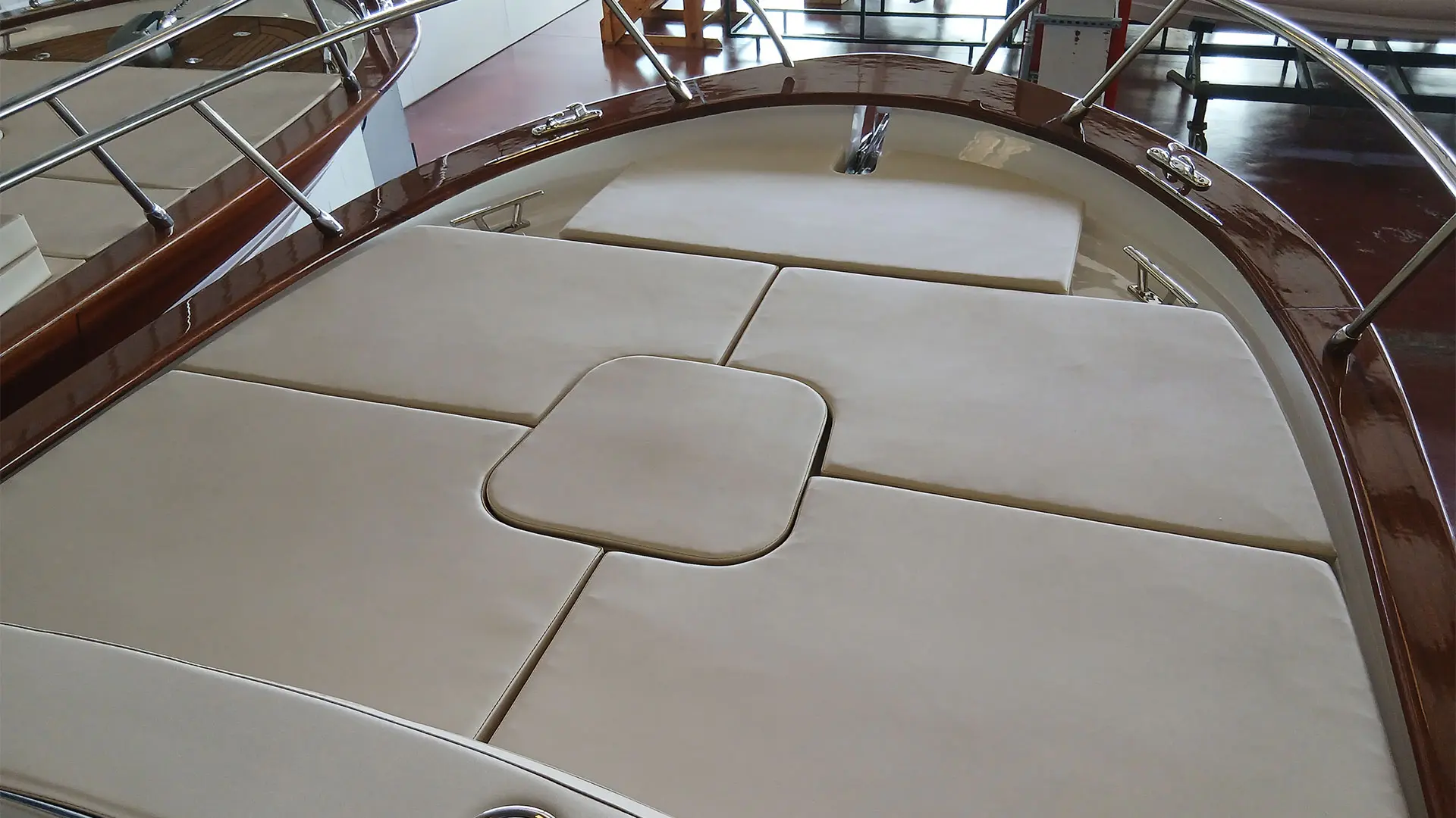 Barco nuevo en stock Cantieri Mimi Libeccio 7.5 WA - Solárium