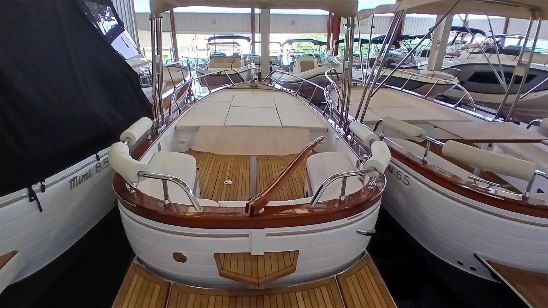 barco-nuevo-en-stock-cantieri-mimi-libeccio-7-classic-desde-popa