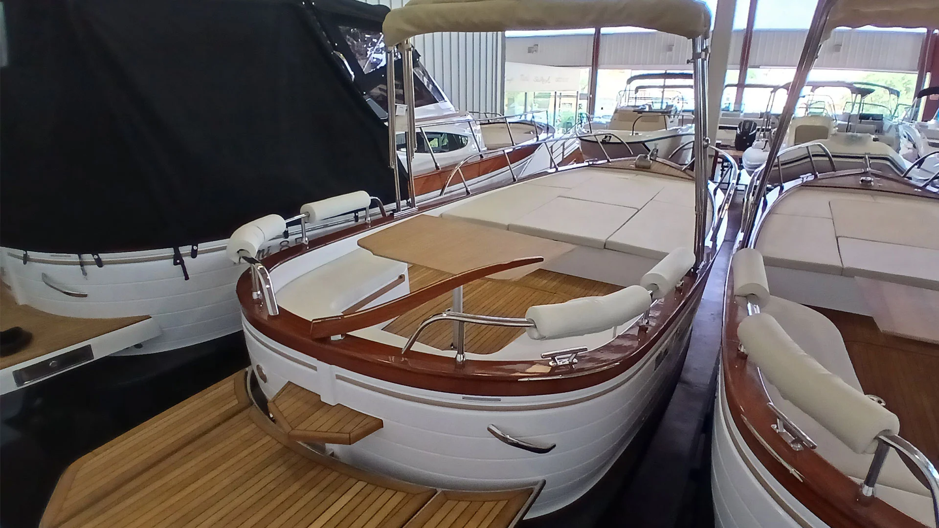 barco-nuevo-en-stock-cantieri-mimi-libeccio-7-classic-en-venta
