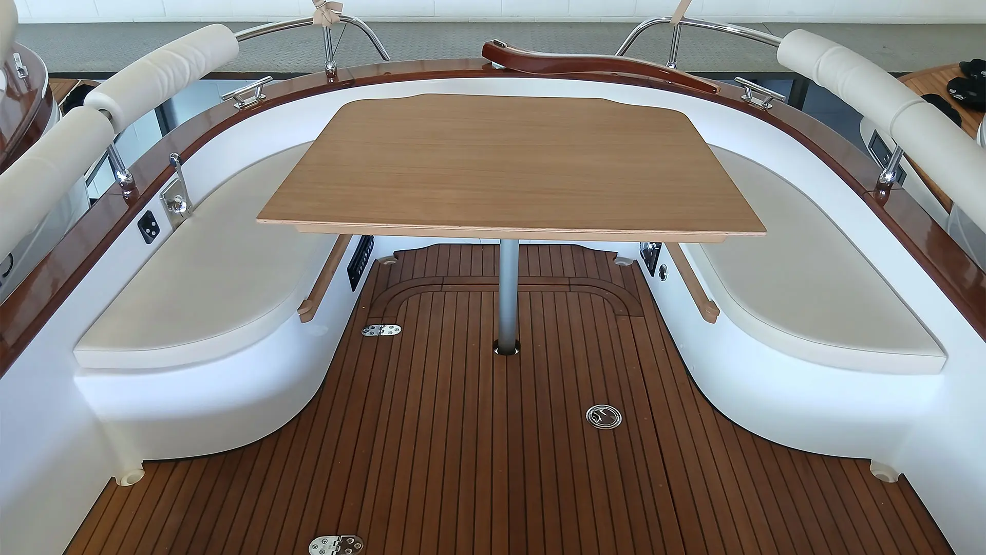 Barco nuevo en stock Cantieri Mimi Libeccio Classic - Picnic