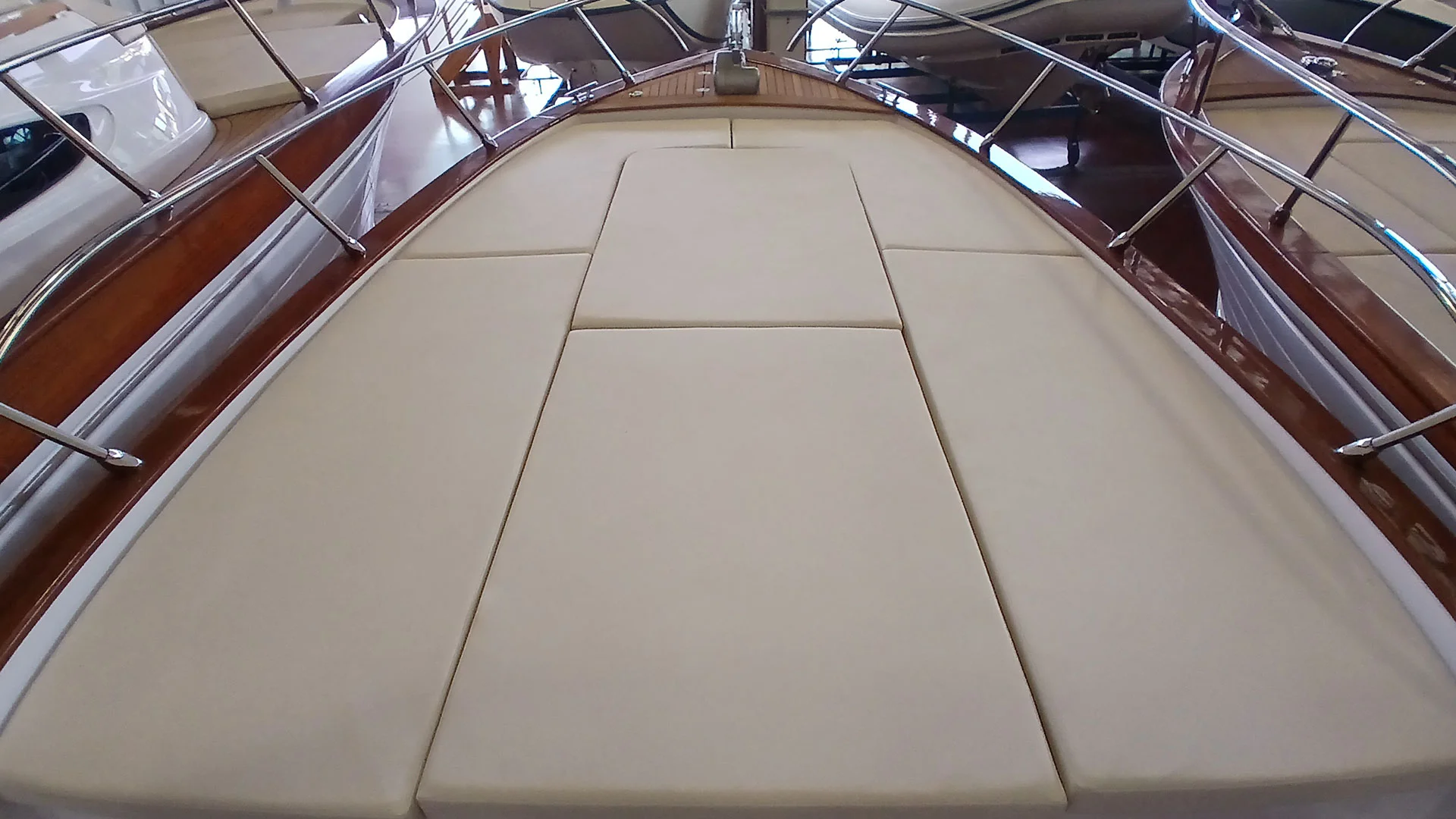 barco-nuevo-en-stock-cantieri-mimi-libeccio-7-classic-solarium