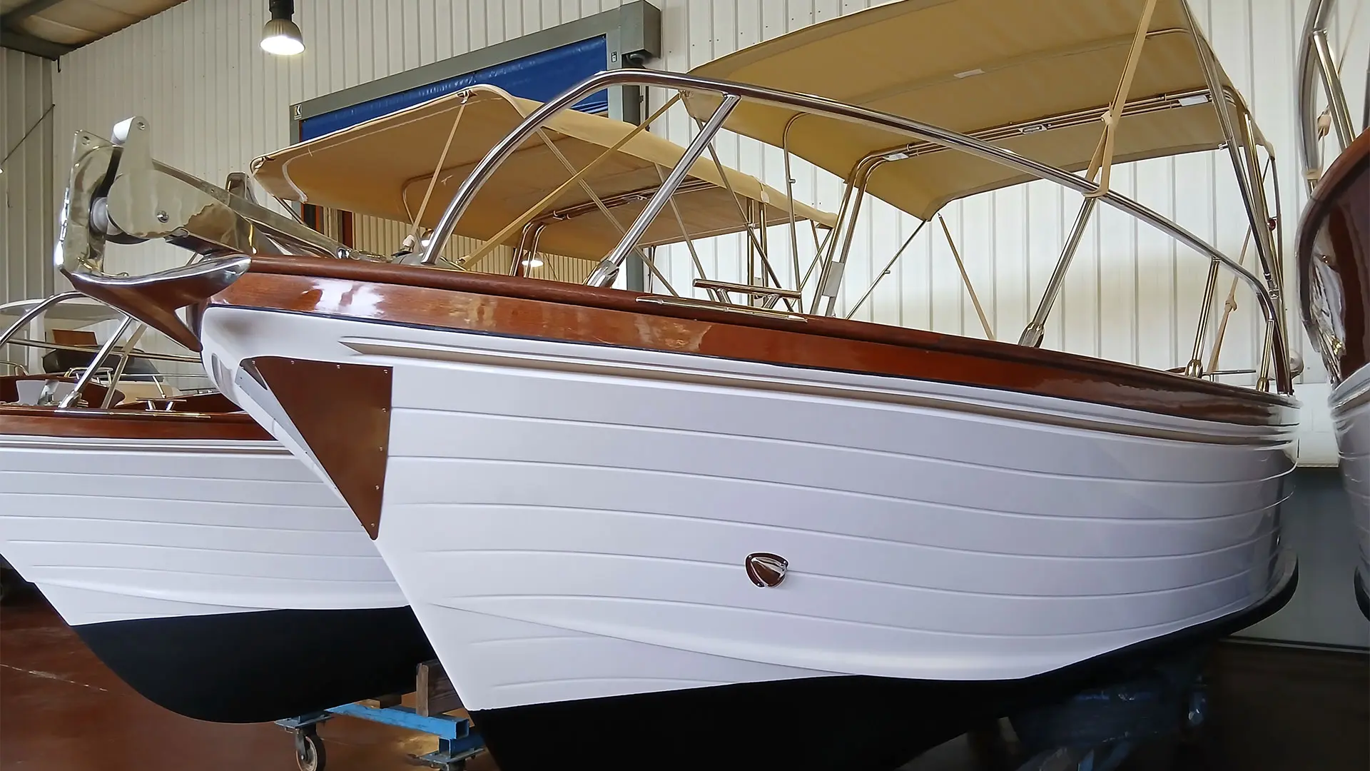 Barco nuevo en stock Cantieri Mimi Libeccio Classic - Vista casco
