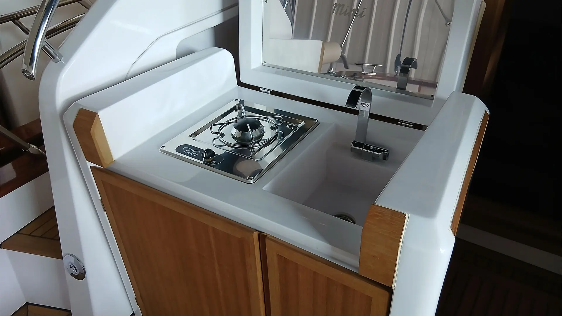 Barco nuevo en stock Cantieri Mimi Libeccio 8.5 Cabin - Cocina