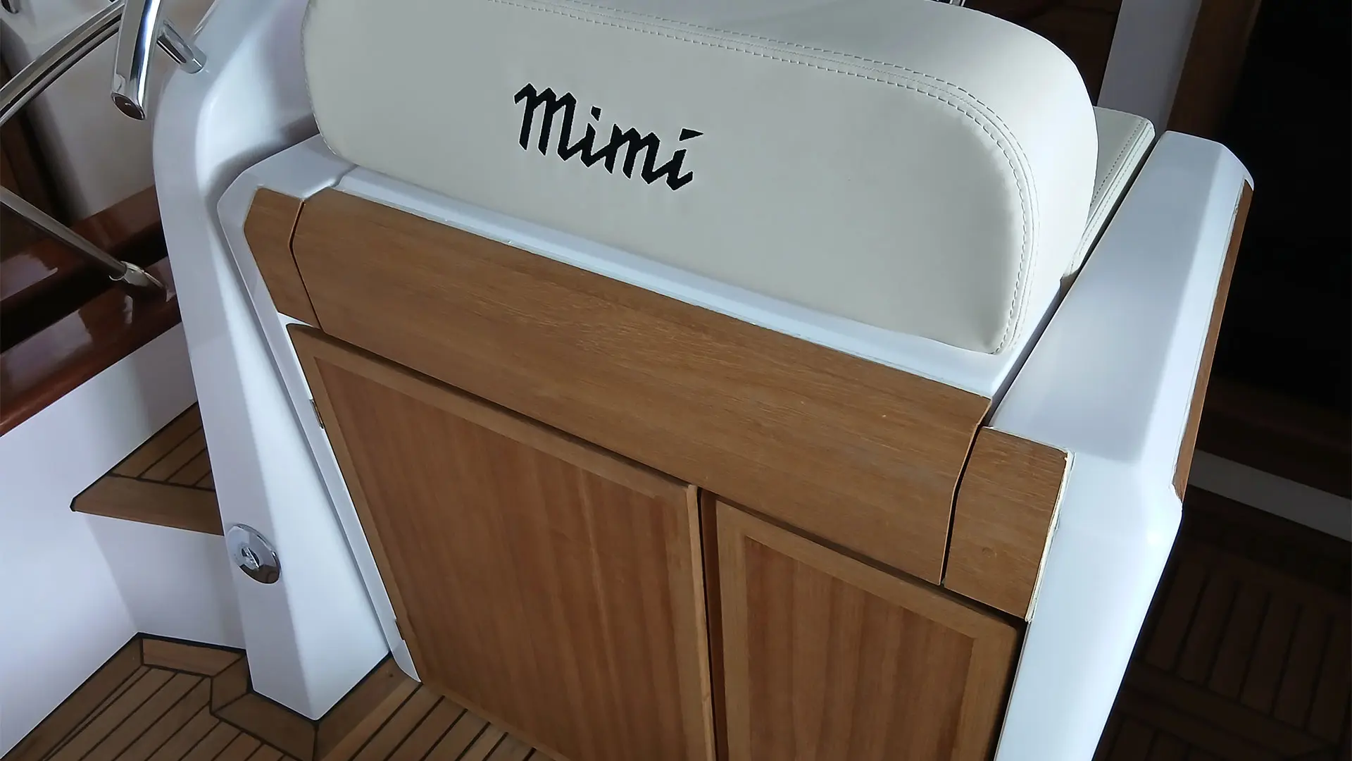 Barco nuevo en stock Cantieri Mimi Libeccio 8.5 Cabin - Detalle