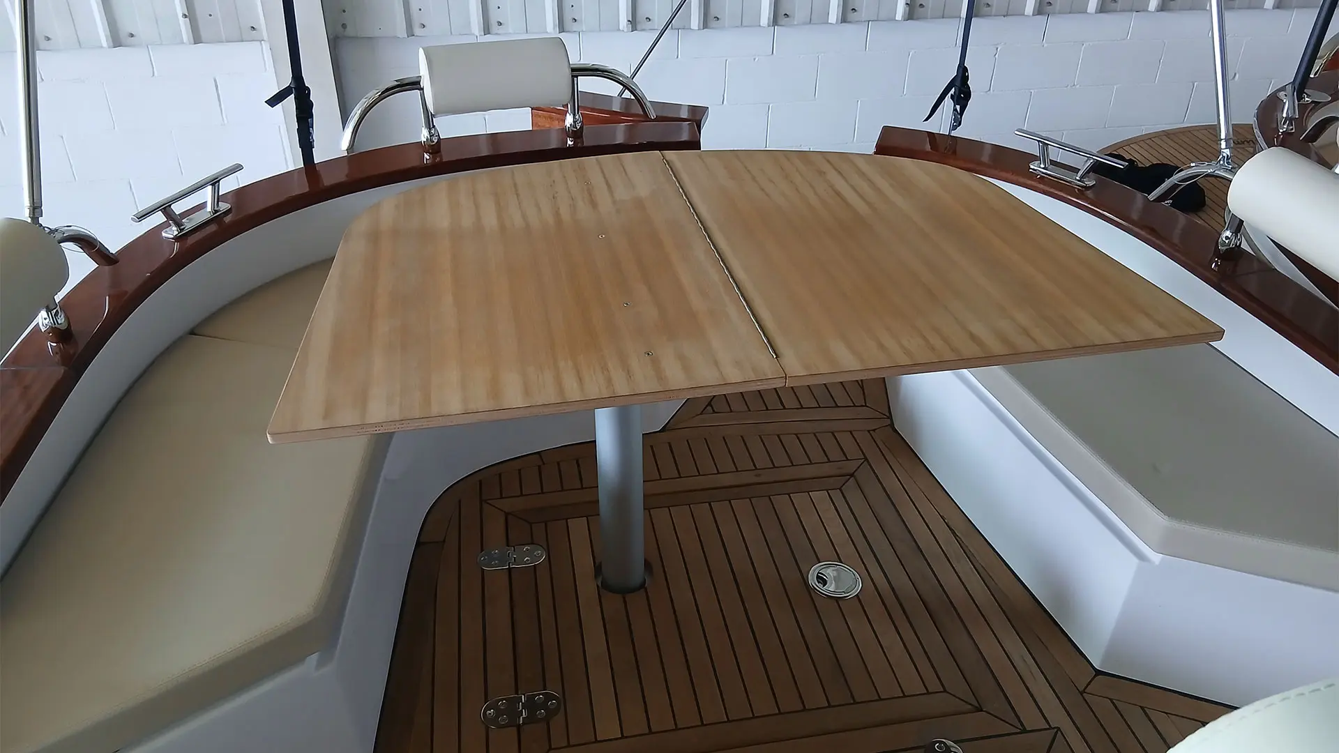 Barco nuevo en stock Cantieri Mimi Libeccio 8.5 Cabin - Picnic