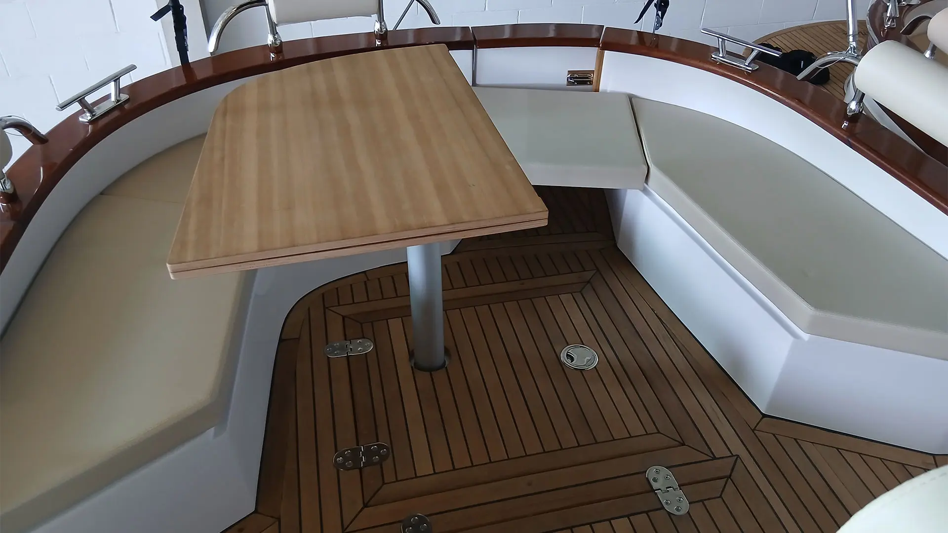 Barco nuevo en stock Cantieri Mimi Libeccio 8.5 Cabin - Zona popa