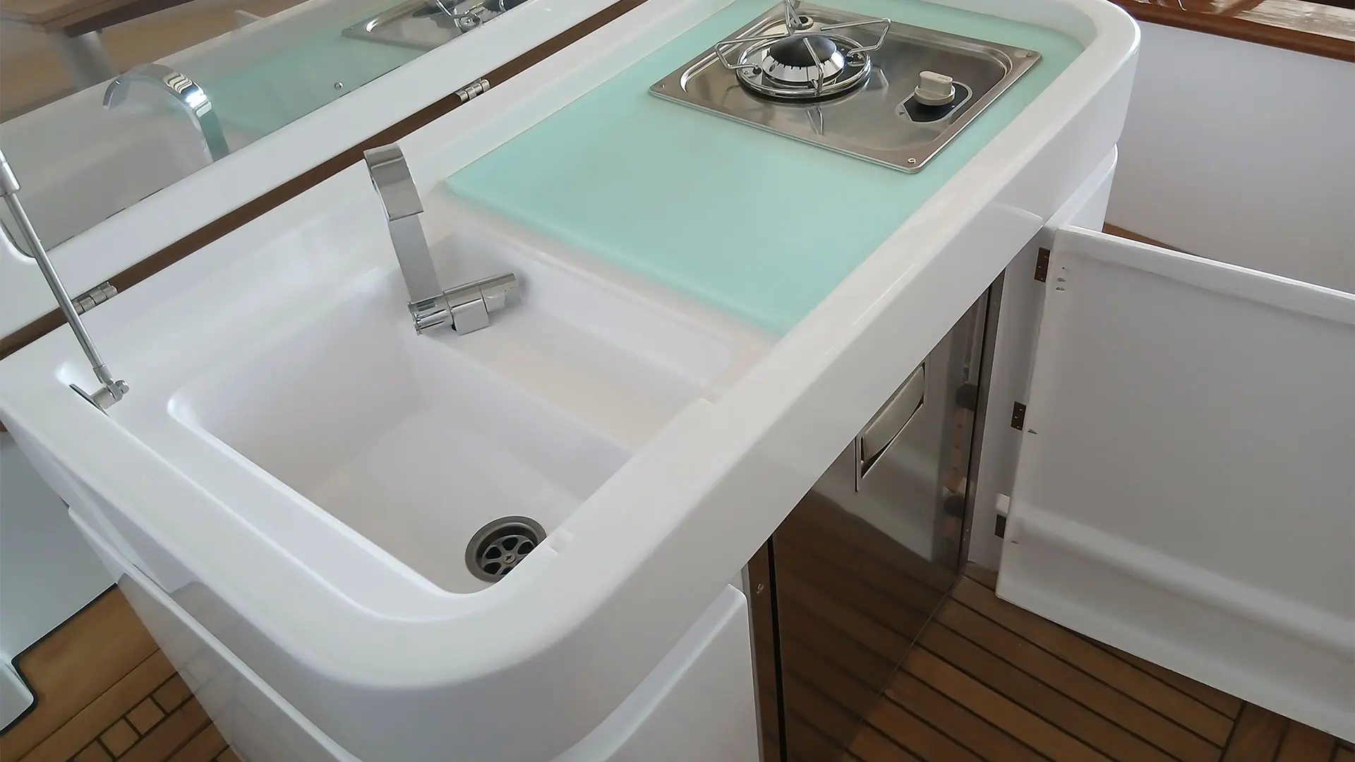 Barco nuevo en stock Cantieri Mimi Libeccio 8.5 WA - Nevera