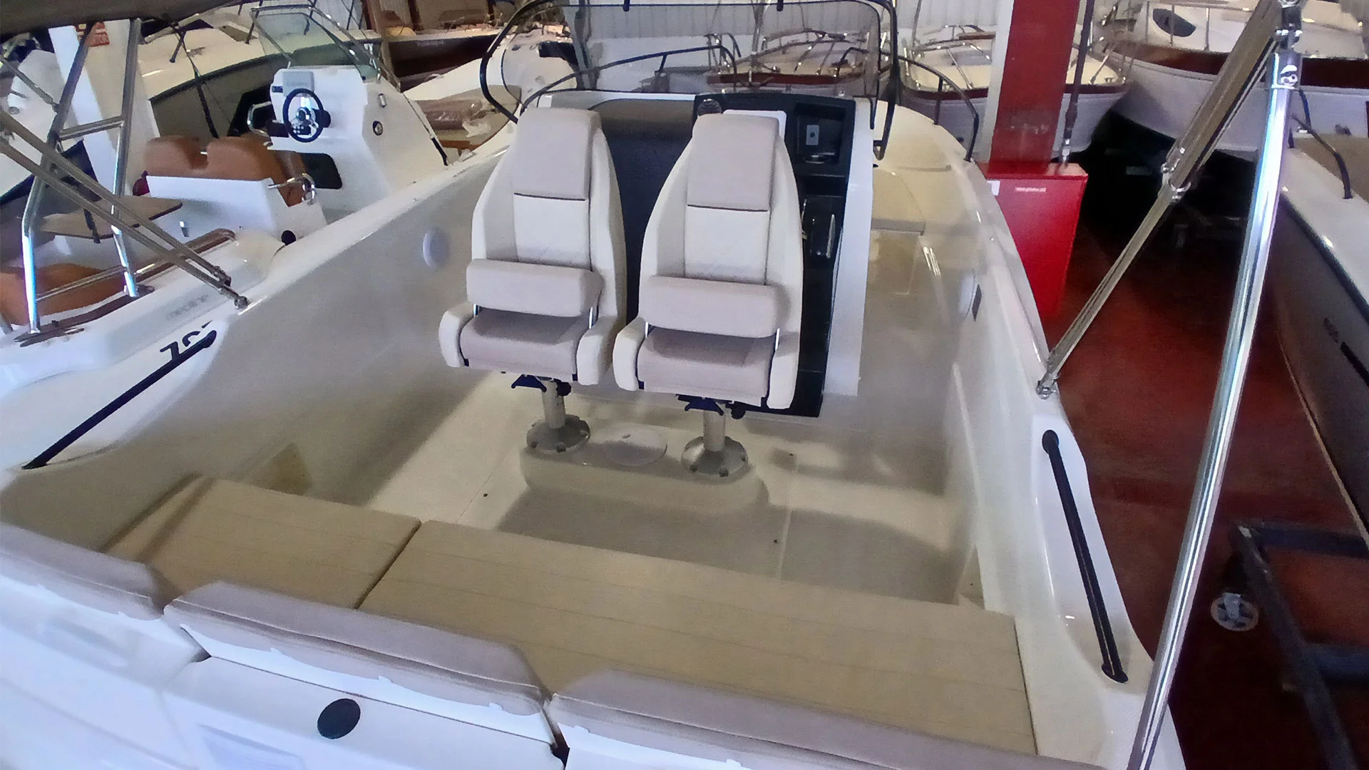 barco-nuevo-en-stock-quicksilver-activ-705-open-asientos-giratorios