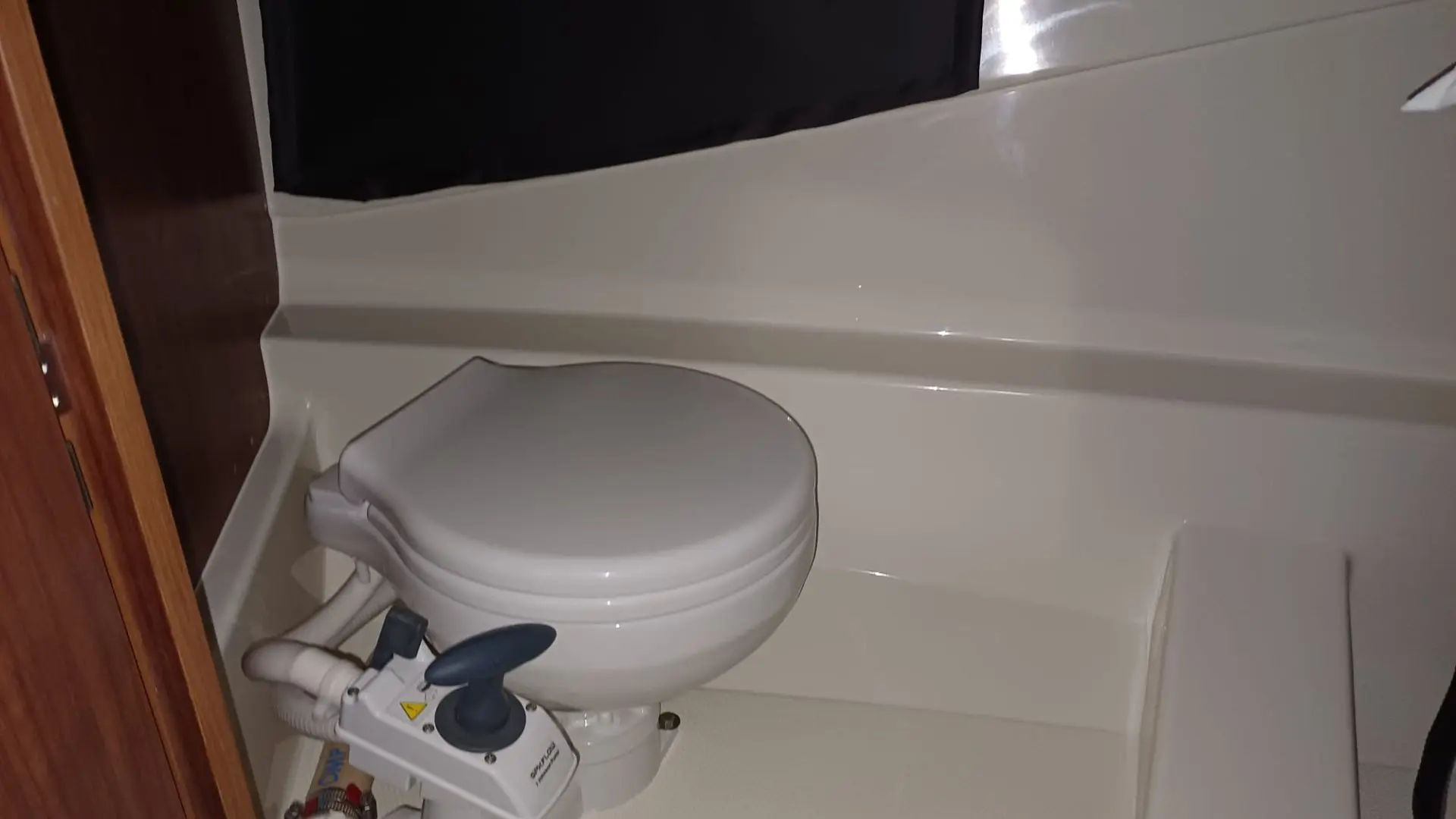 Barco nuevo en stock quicksilver activ 755 cruiser 2026 - Lavabo