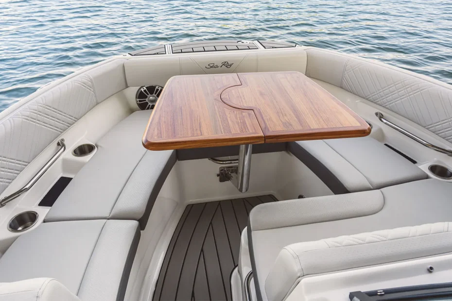 Barco nuevo en stock Sea Ray SDX 230 OB - Picnic solárium