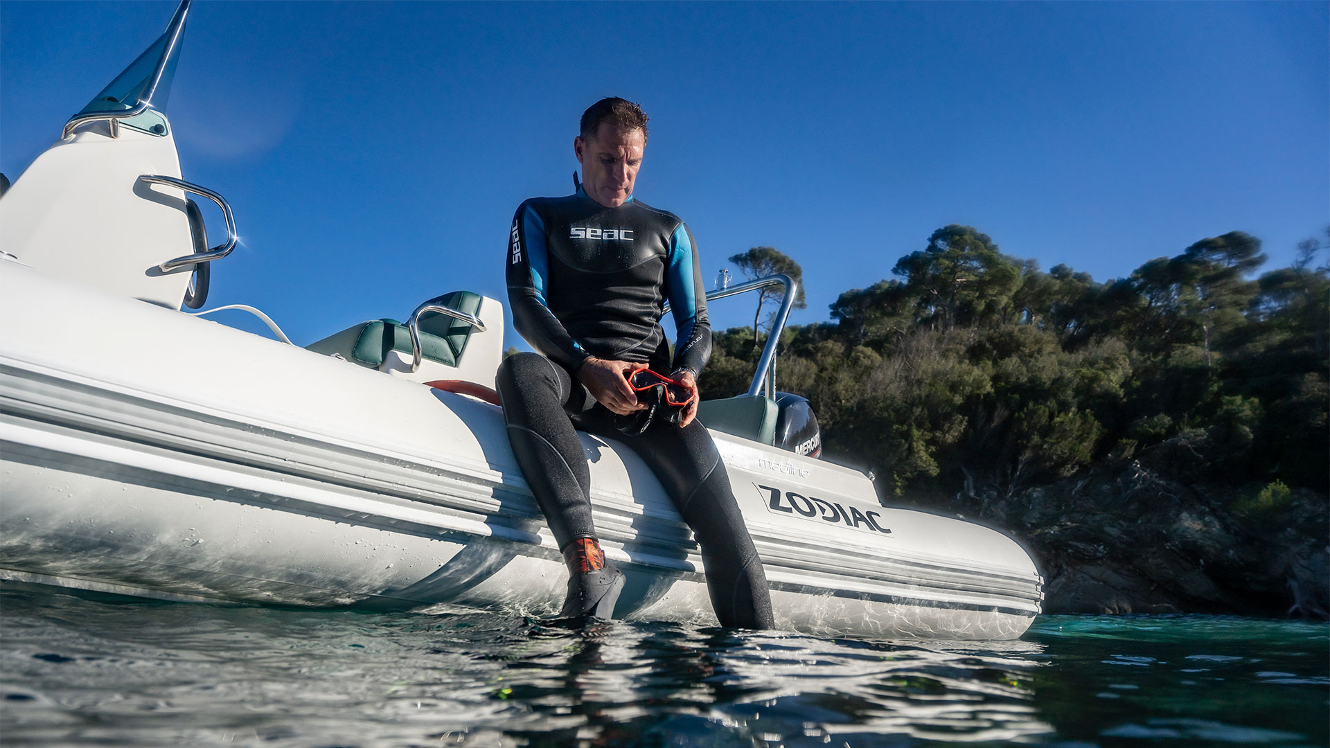 Barco nuevo en stock Zodiac Medline 5,8 - Buceando