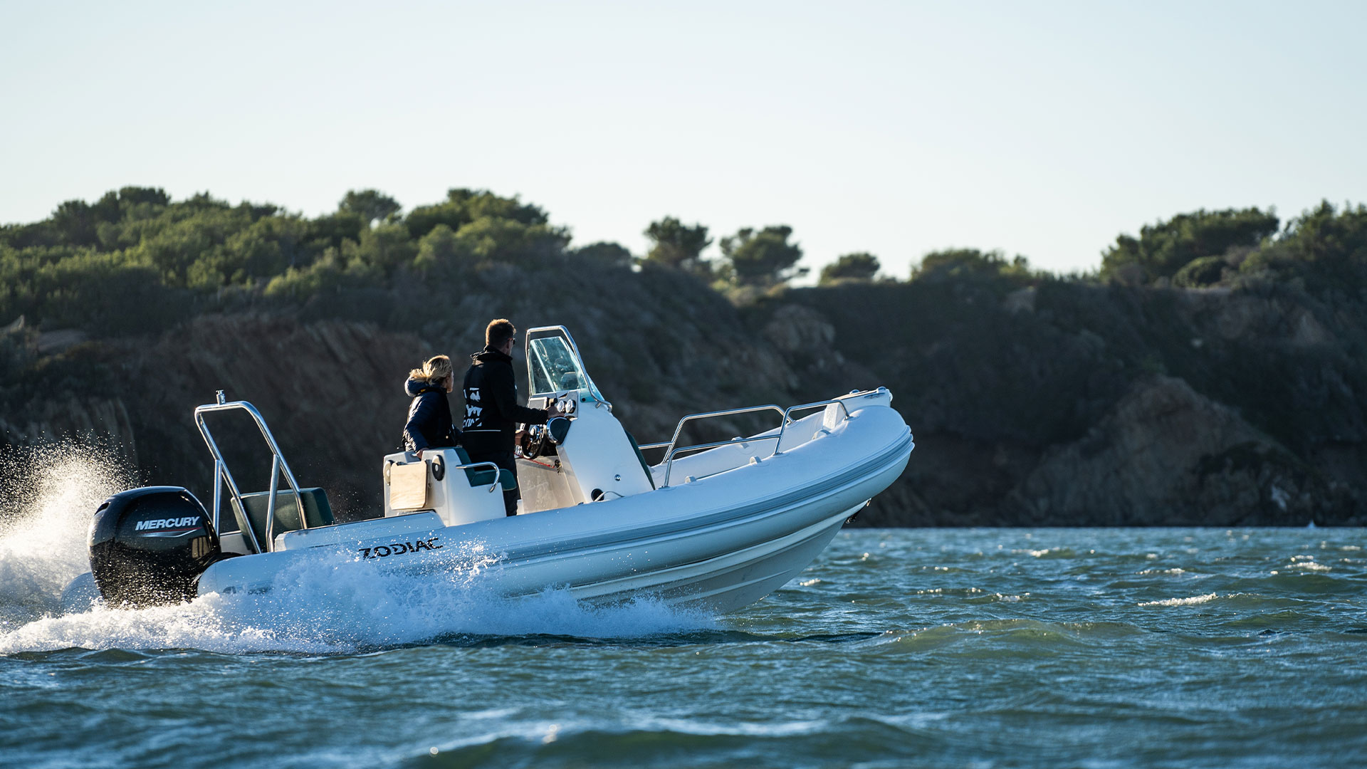 Barco nuevo en stock Zodiac Medline 5.8 -Vista principal