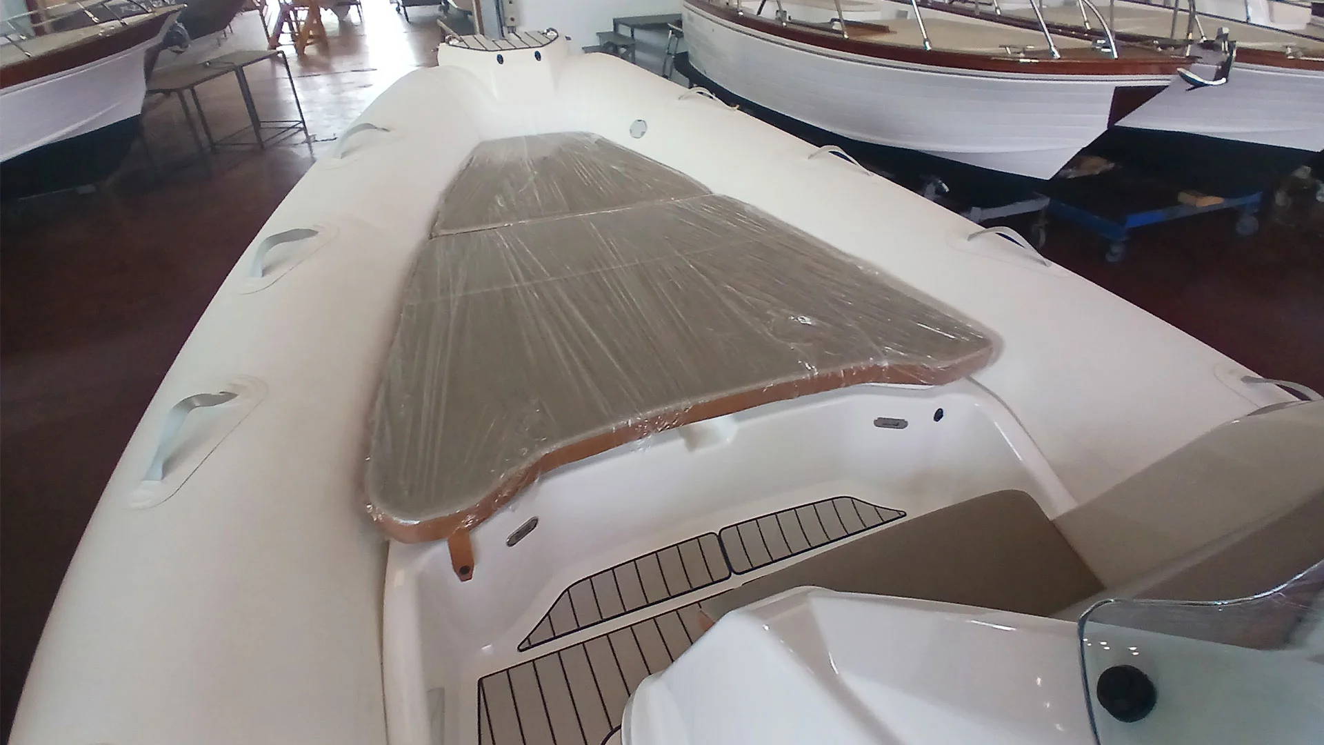 barco-nuevo-en-stock-zodiac-medline-7-5-solarium