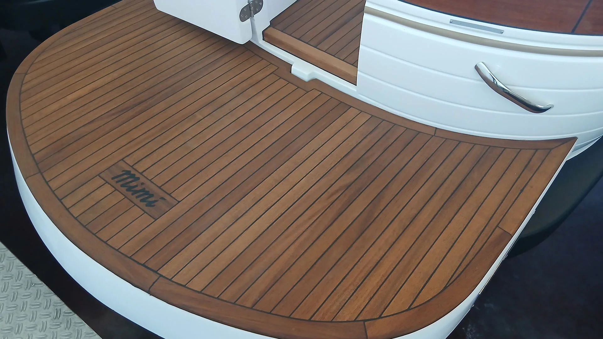 barco-nuevo-entrega-inmediata-cantieri-mimi-libeccio-7-5-wa-plataforma-de-baño