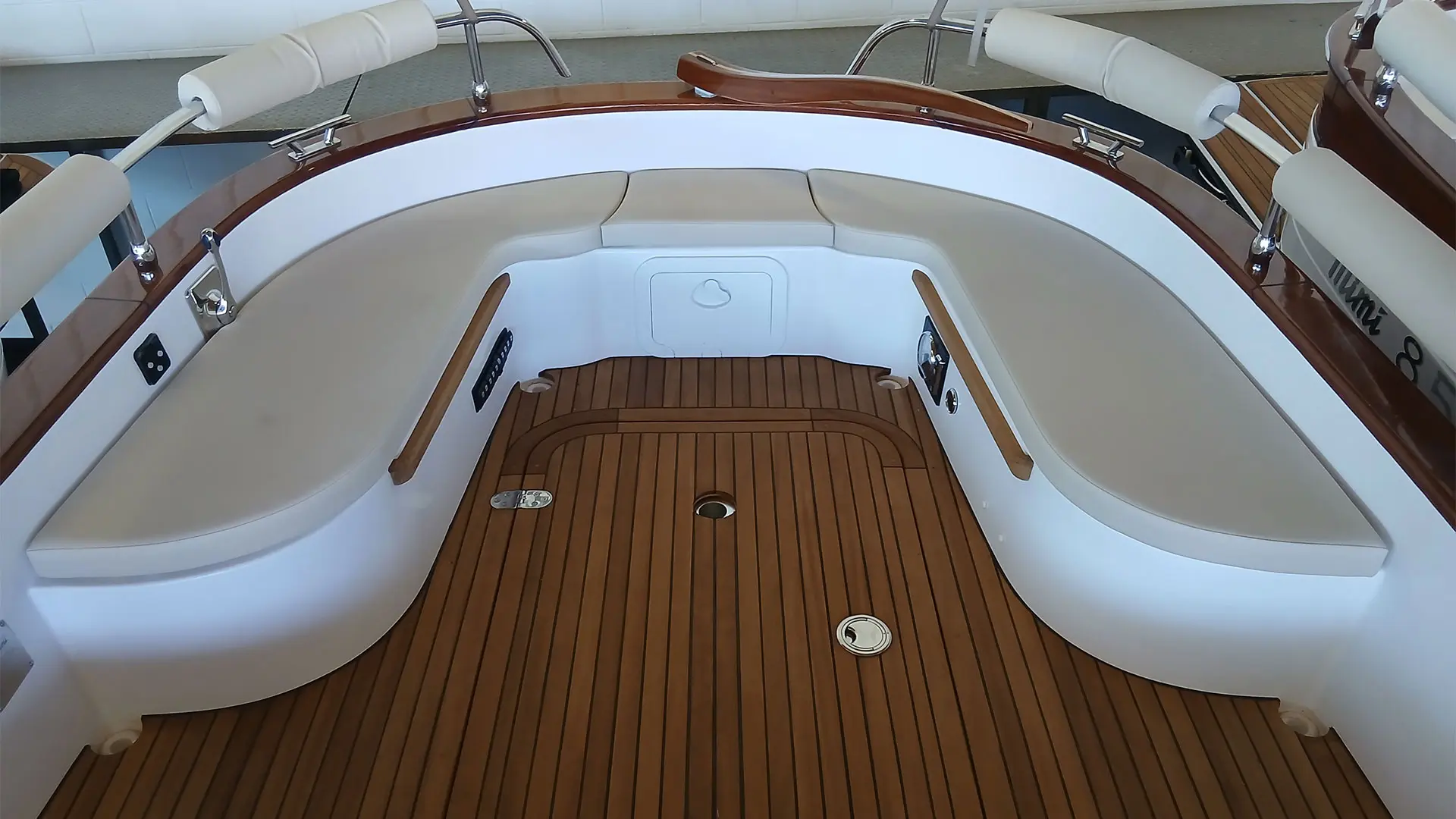 Barco nuevo entrega inmediata Cantieri Mimi Libeccio 7 Classic - Asiento popa