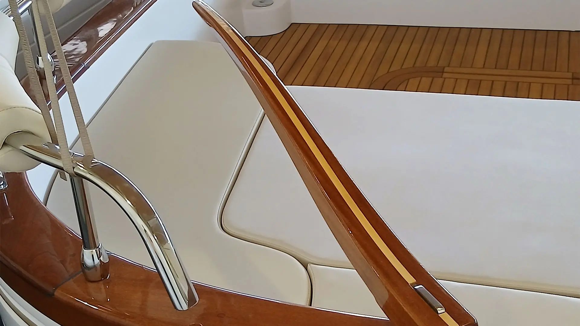 Barco nuevo entrega inmediata Cantieri Mimi Libeccio 7 Classic - Caña timón