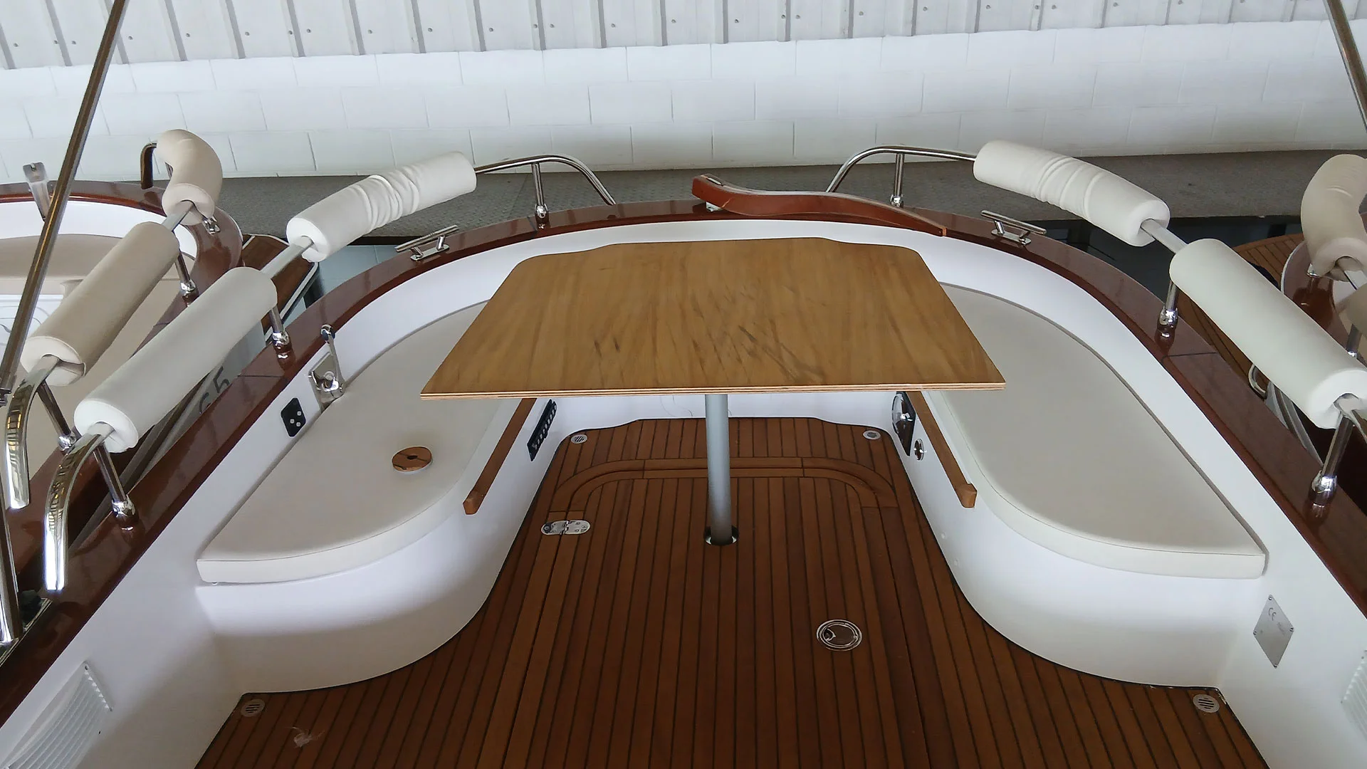 barco-nuevo-entrega-inmediata-cantieri-mimi-libeccio-7-classic-picnic