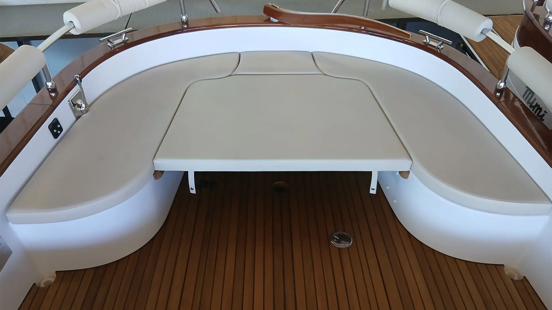 Barco nuevo entrega inmediata Cantieri Mimi Libeccio 7 Classic - Solárium popa